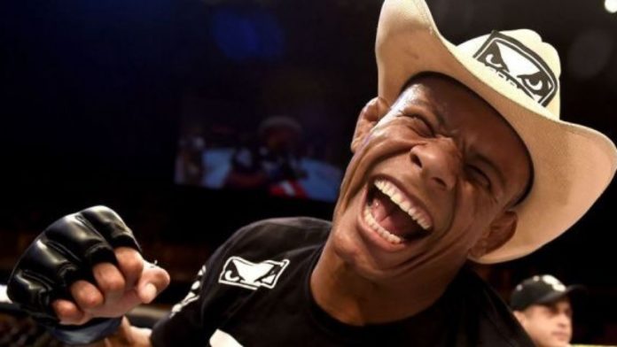 Alex Oliveira Alex Oliveira
